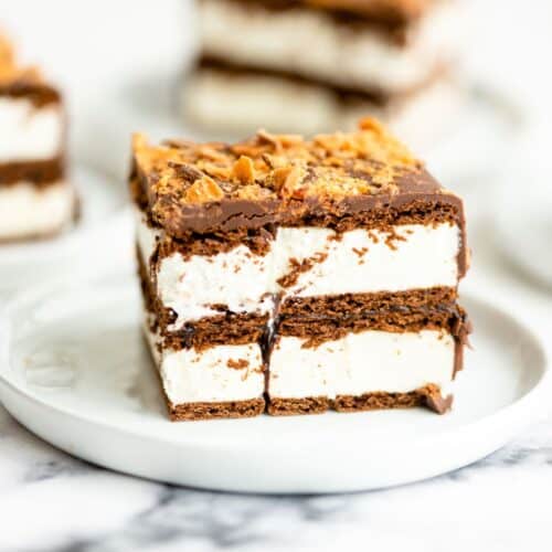 Slice of Easy Ice Cream Cake on a plate